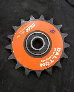 Dalton 17T Tooth Idler Sprocket 5/8 ID Bearing lot of 23 #122d35pr5