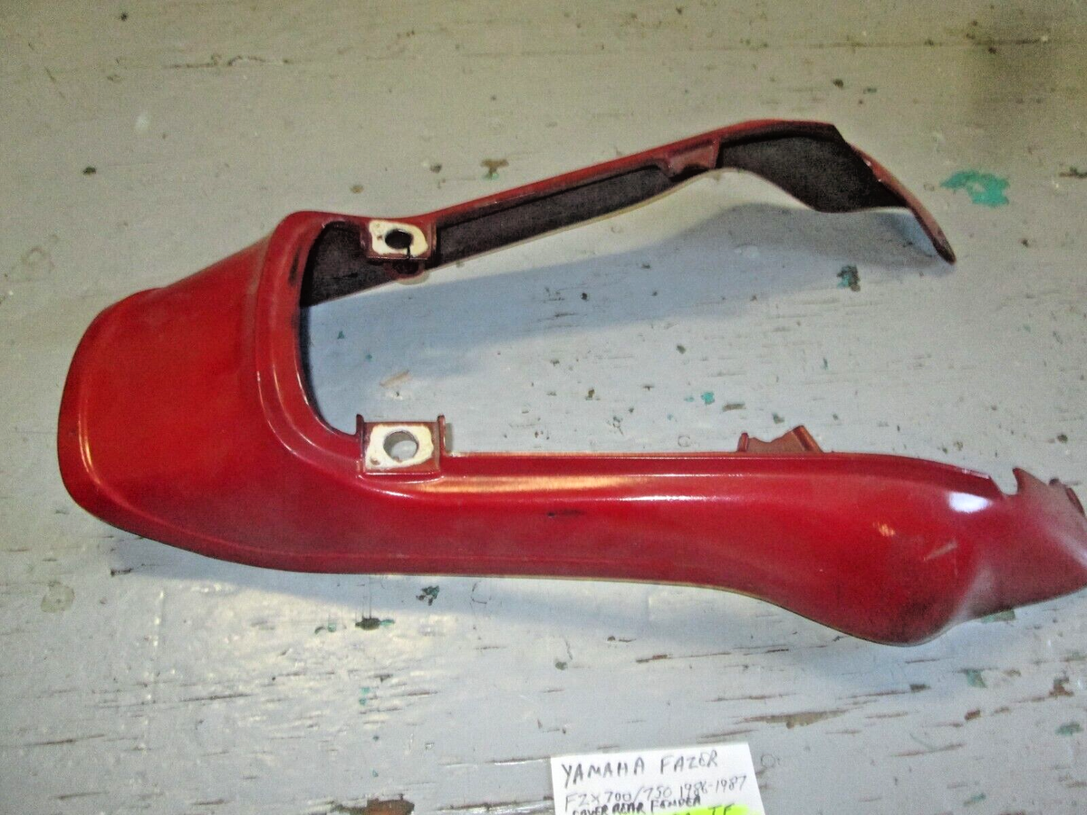 YAMAHA 1986 - 1987 FZX700 / FZX750 FAZER REAR FENDER COVER 1UF