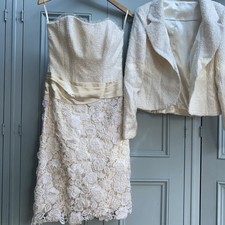 Abito da sposa Danielle Taylor Chanel modellato con giacca 10