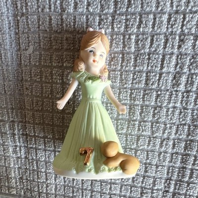Enesco Growing Up Birthday Girls Porcelain Figurine Age 7 Green 1982