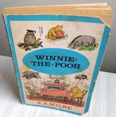 Winnie-the-Pooh A A Milne Paperback Methuen 1969 reprint book some damage