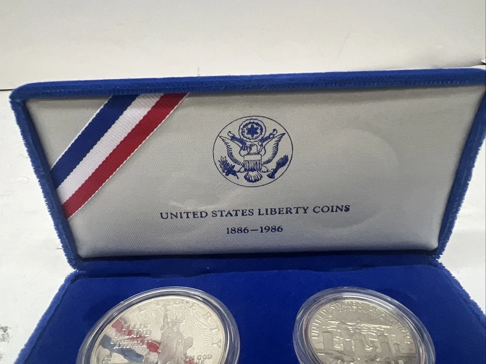 1986-S Liberty Commemorative Coin Set - Image 3 of 4