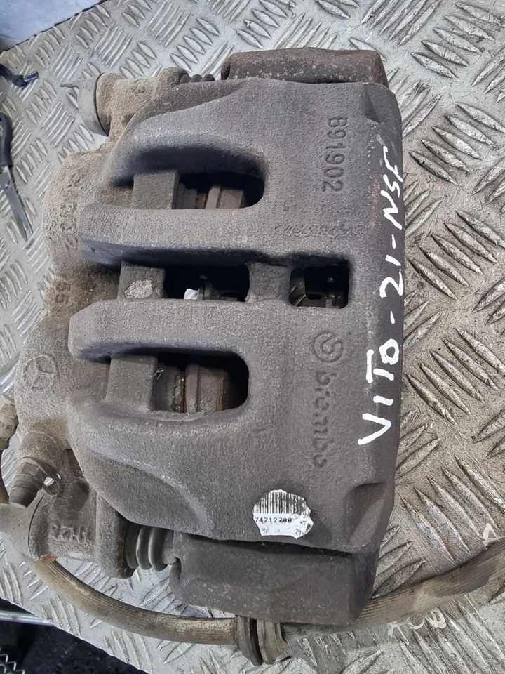 PINZA FRENO MERCEDES VITO B91902 DELANTERA IZQUIERDA W447 2.0L AUTO DSL PANEL FURGONETA 2021 Foto 4 de 4