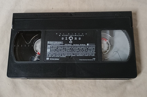 Touchstone Signs (VHS, 2003) Mel Gibson - Picture 3 of 4