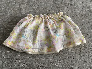 EUC Disney cream Yellow Satin Disney Themed Girls Mickey Minnie Skirt Skort 18M