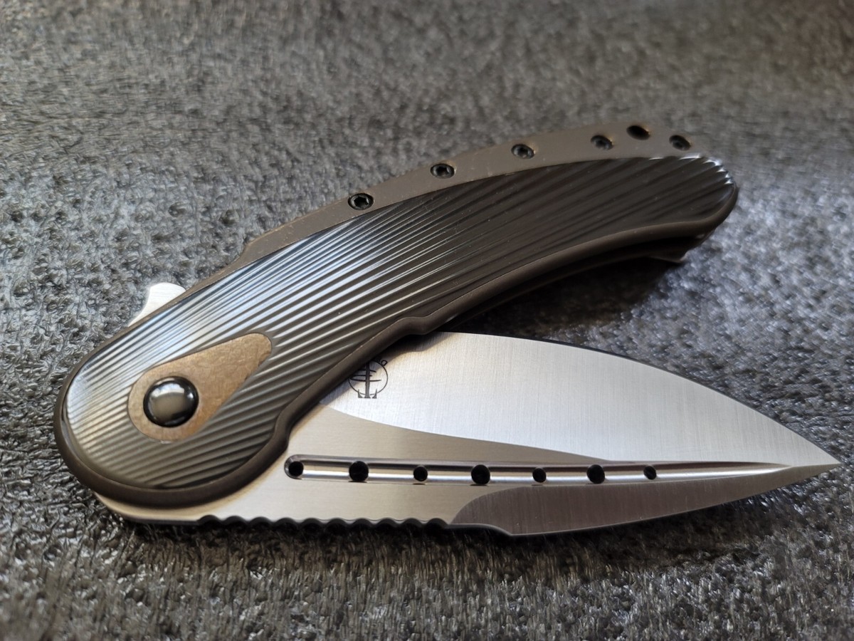 Todd Begg Design Bodega, Polished Fan-Pattern Zirc Inlays, Bronzed