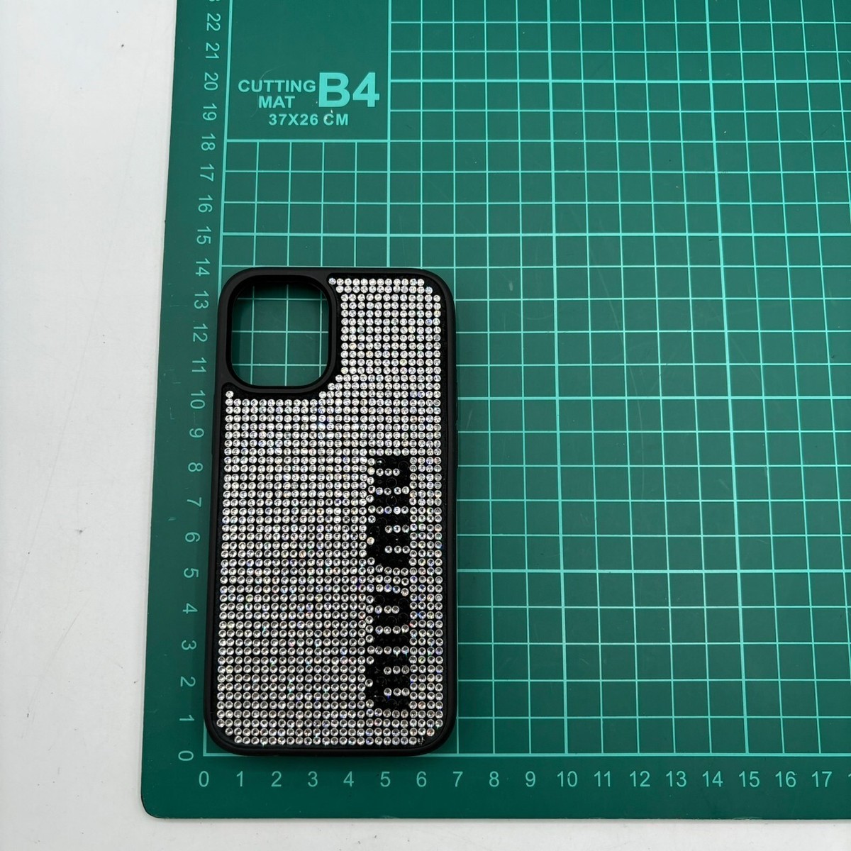 MIU MIU - MIU MIU クリスタル iPhone12 miniケース Auth MIU MIU 'Unused' iPhone 12 Mini Case 5ZH131 Starlight