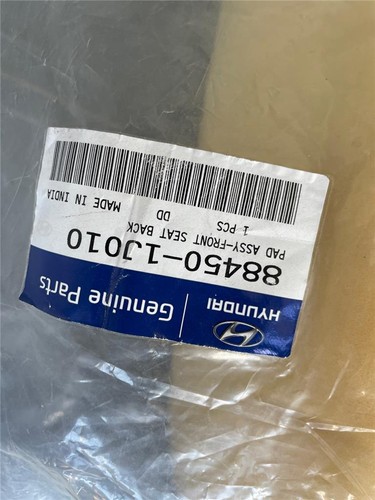 HYUNDAI i20 SEAT FOAM NEW GENUINE 88450-1J010 - Picture 2 of 2