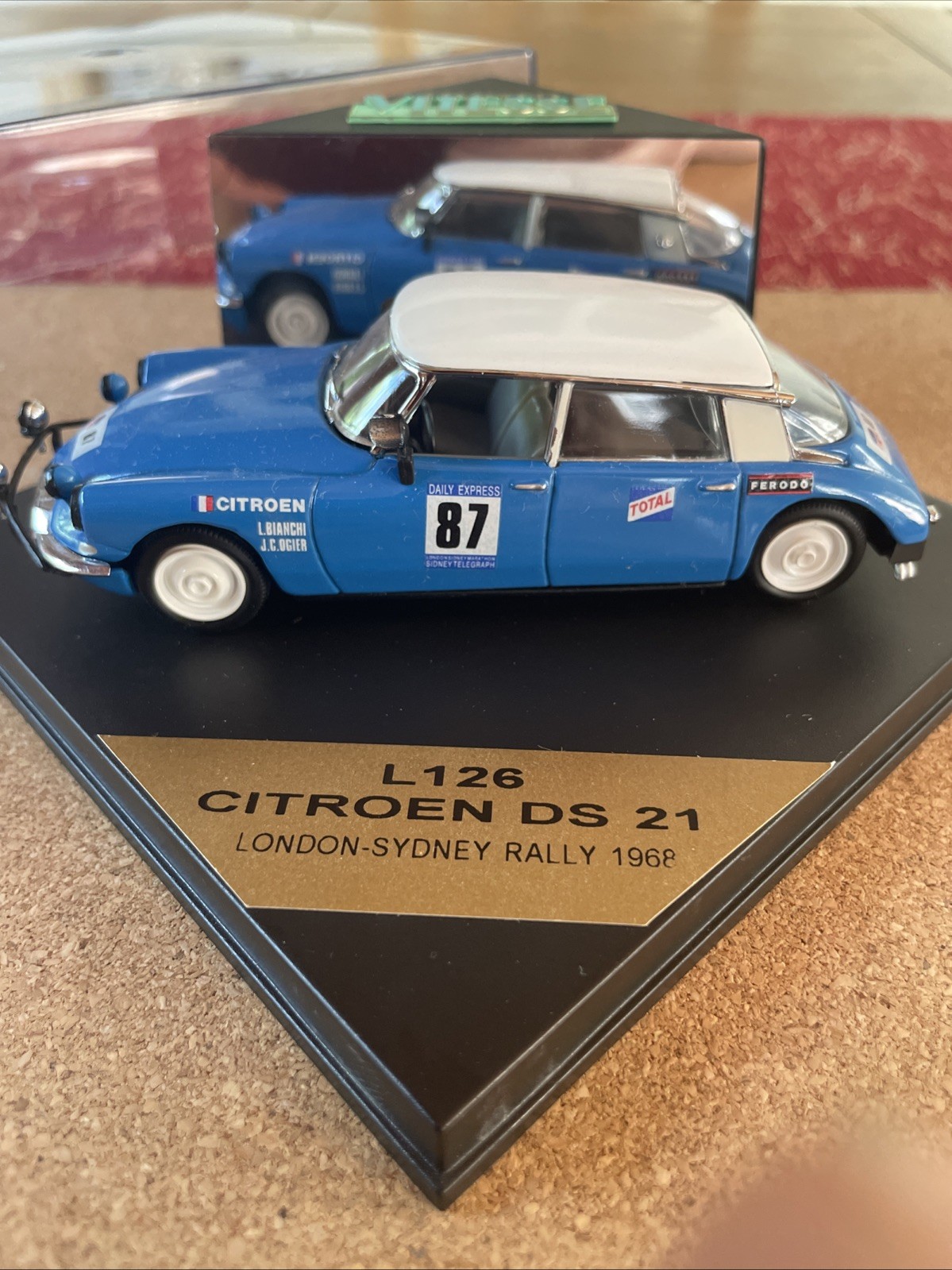 Vitesse 1/43  L126 - Citroen DS 21 London-Sydney Rally 1968 Multi Post £2.69 Max