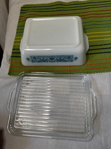 PYREX - 8 pc. HORIZON BLUE Refrigerator, Lid Set - #501-503 (A) - Picture 19 of 19