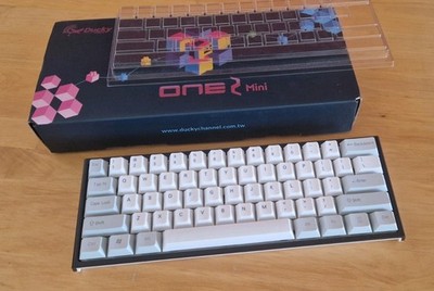 Ducky One 2 Mini Gaming Tastatur, RGB-LED, Cherry MX-Brown, Mech