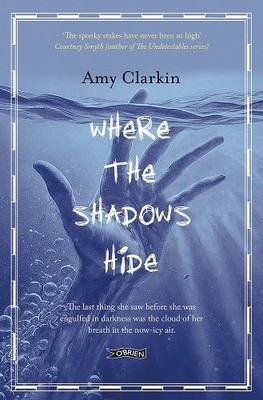 Amy Clarkin Where the Shadows Hide (Taschenbuch) What Walks These Halls