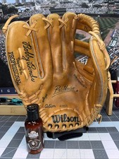 1970s Wilson Bobby Bonds Pro Model A2212 Left-Hand Throw Outfield Glove