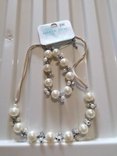 Odile & Fleur Necklace And Bracelet Set