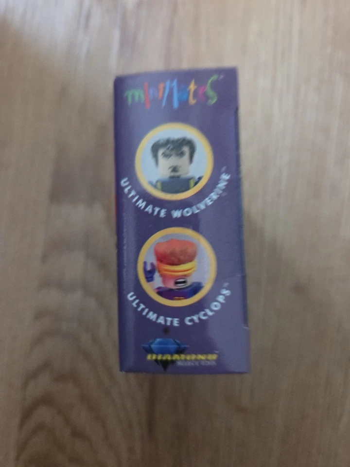 Marvel Minimates Ultimate Cyclops y Ultimate Wolverine paquete de 2 Foto 2 de 2