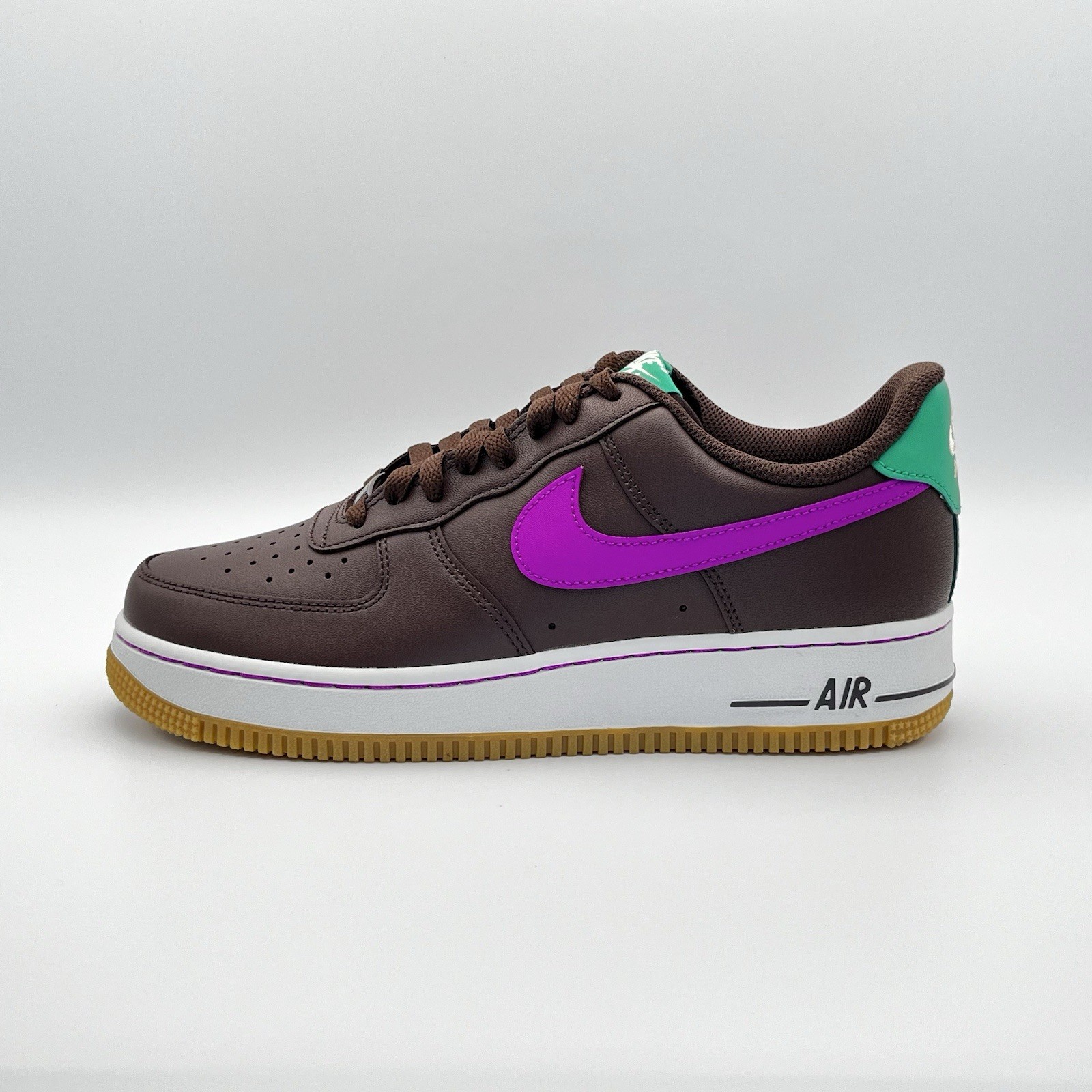 SAOLA Nike Air Force 1 '07 Baroque Brown Vivid Purple IM2368 237 Taglia 8 5