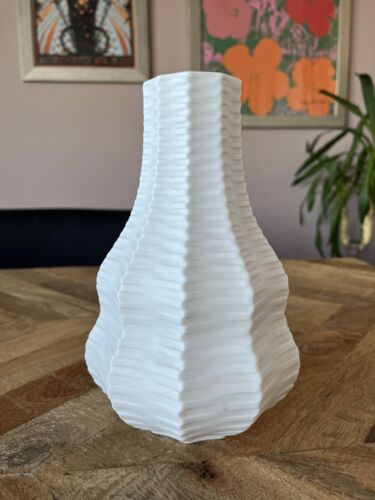 Mid-Century Heinrich Fuchs Hutschenreuther Op Art Geometric Porcelain Vase