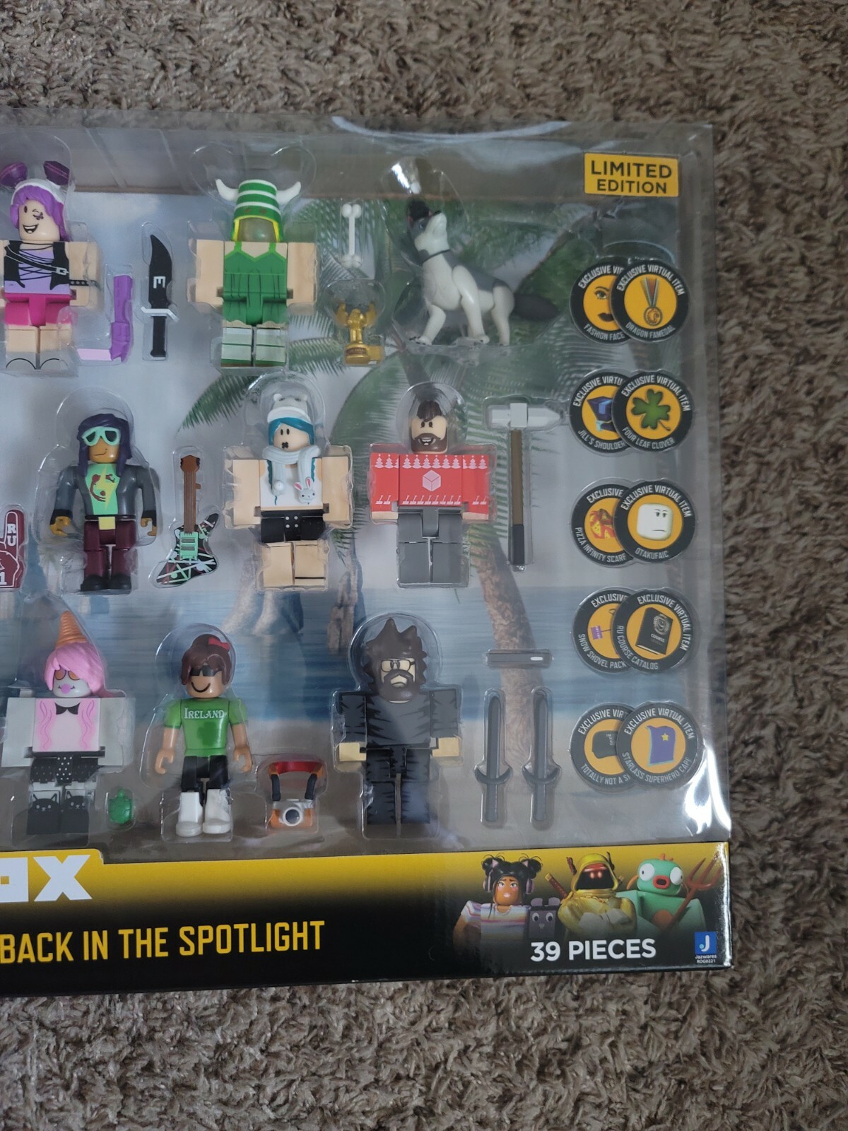 Roblox Celebrity 20 Figure Pack Back In The Spotlight With Codes Toy  191726413073 | eBay
