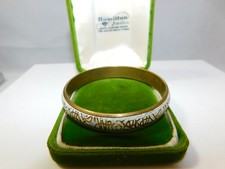 Vintage White Enamel Brass Gold tone Round Bangle Bracelet 10i 5