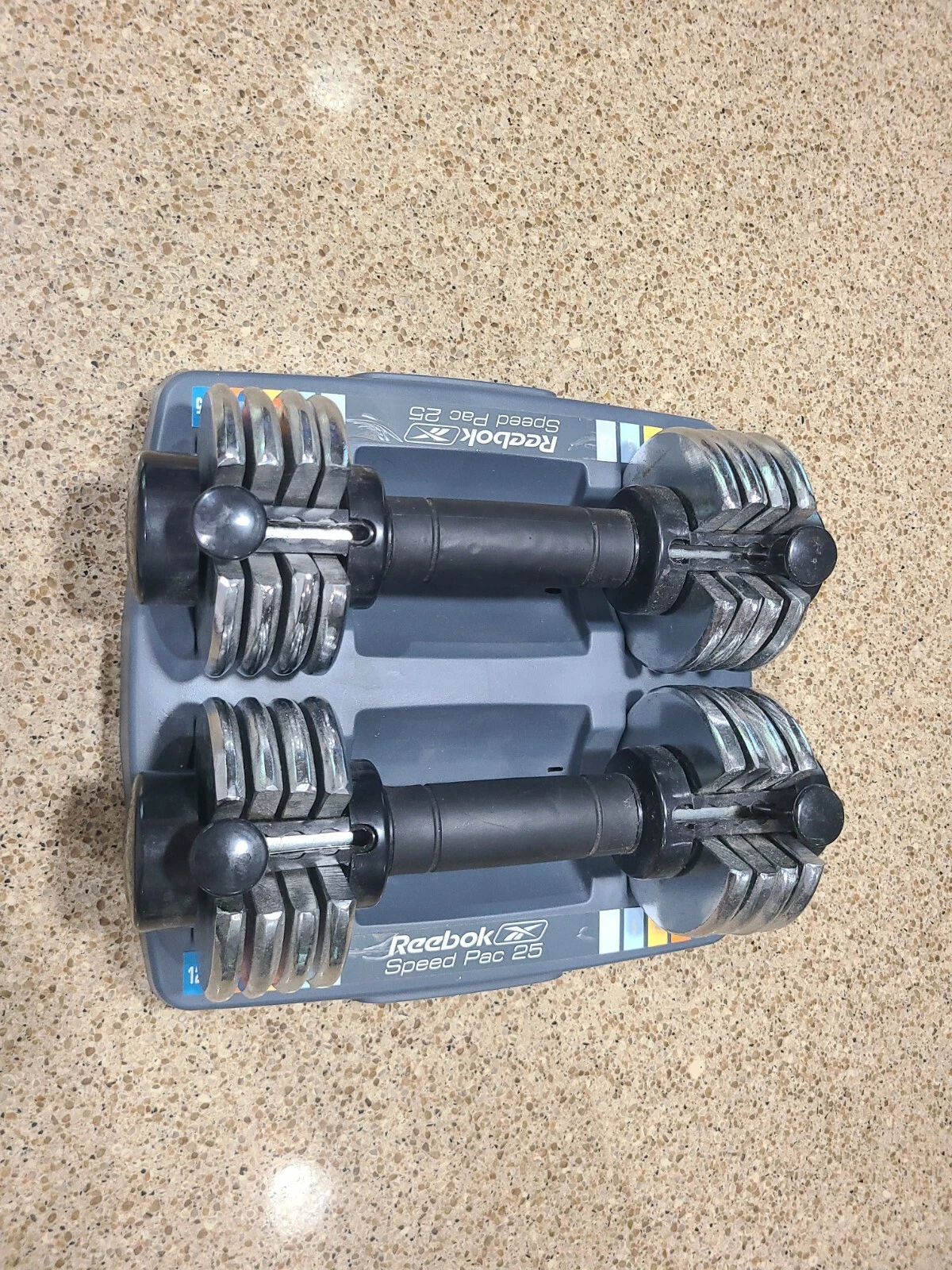 Reebok weights Speed Pac 25 Adjustable Dumbbell Pair w/ stand