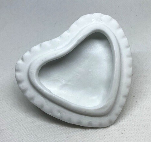 Vintage Ceramic Bisque Heart Trinket Box 3D Hummingbird & Flowers Roses Floral - Picture 7 of 8