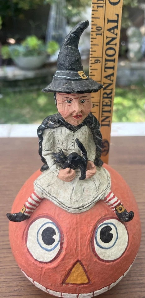 Vtg POLIWOGGS Hand Painted Halloween Sculpture (Yr. 2000- Witch/Pumpkin/Cat Folk - Image 4 of 4