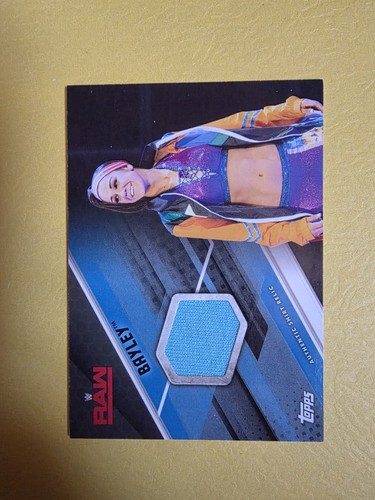 Bayley 2017 Topps WWE Shirt Relics card