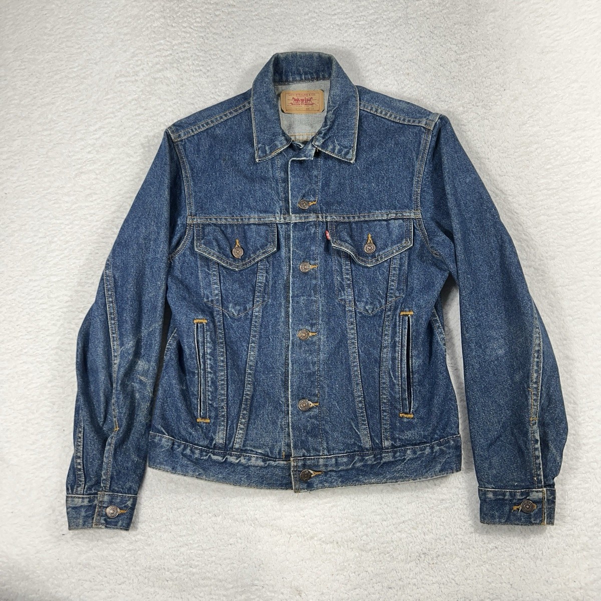 Vintage Levi's Denim Jean Jacket 70506-0216 Made in USA Size 38
