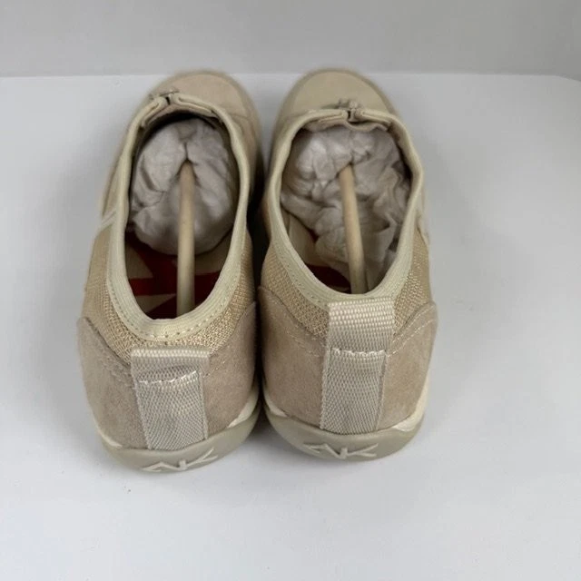 Zapatos deportivos para mujer Anne Klein 7,5 LT malla de gamuza natural Foto 3 de 4