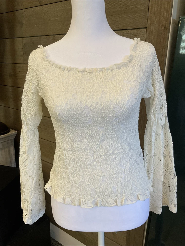 Blusa Guess Marfil Encaje, L, Cuello Barco, Estilo Bohemio