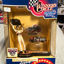 Winner's Circle Dale Earnhardt 1998 Daytona 500 Monte Carlo 1:64 w/ Stand