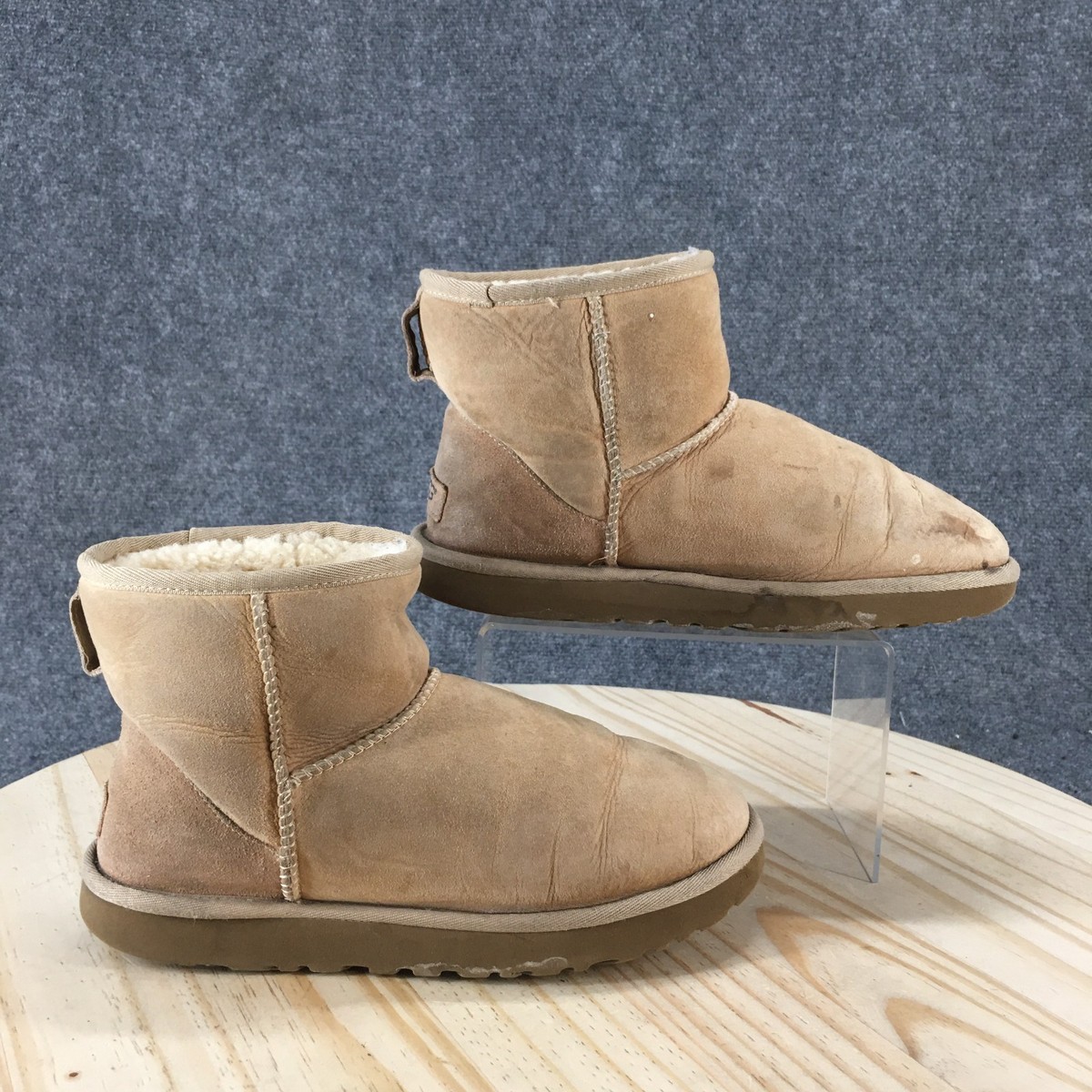 UGG Boots Womens 8 Shearling Beige Faux Leather Pull On Ankle Top