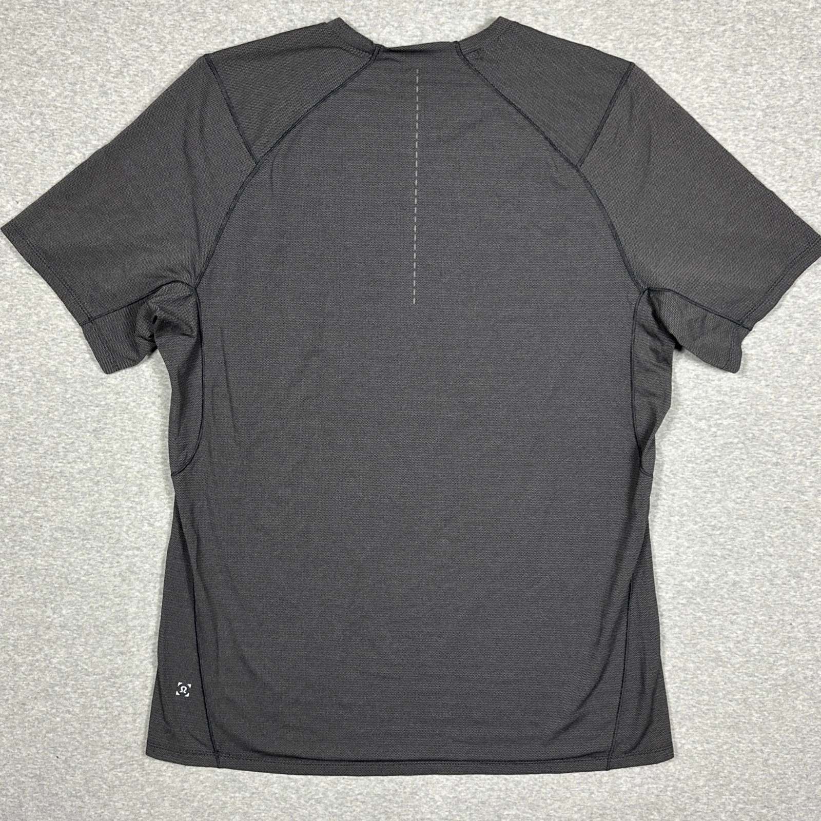 Lululemon All Terrain T Shirt Men's Large Black Reflective Running Gym Stretch