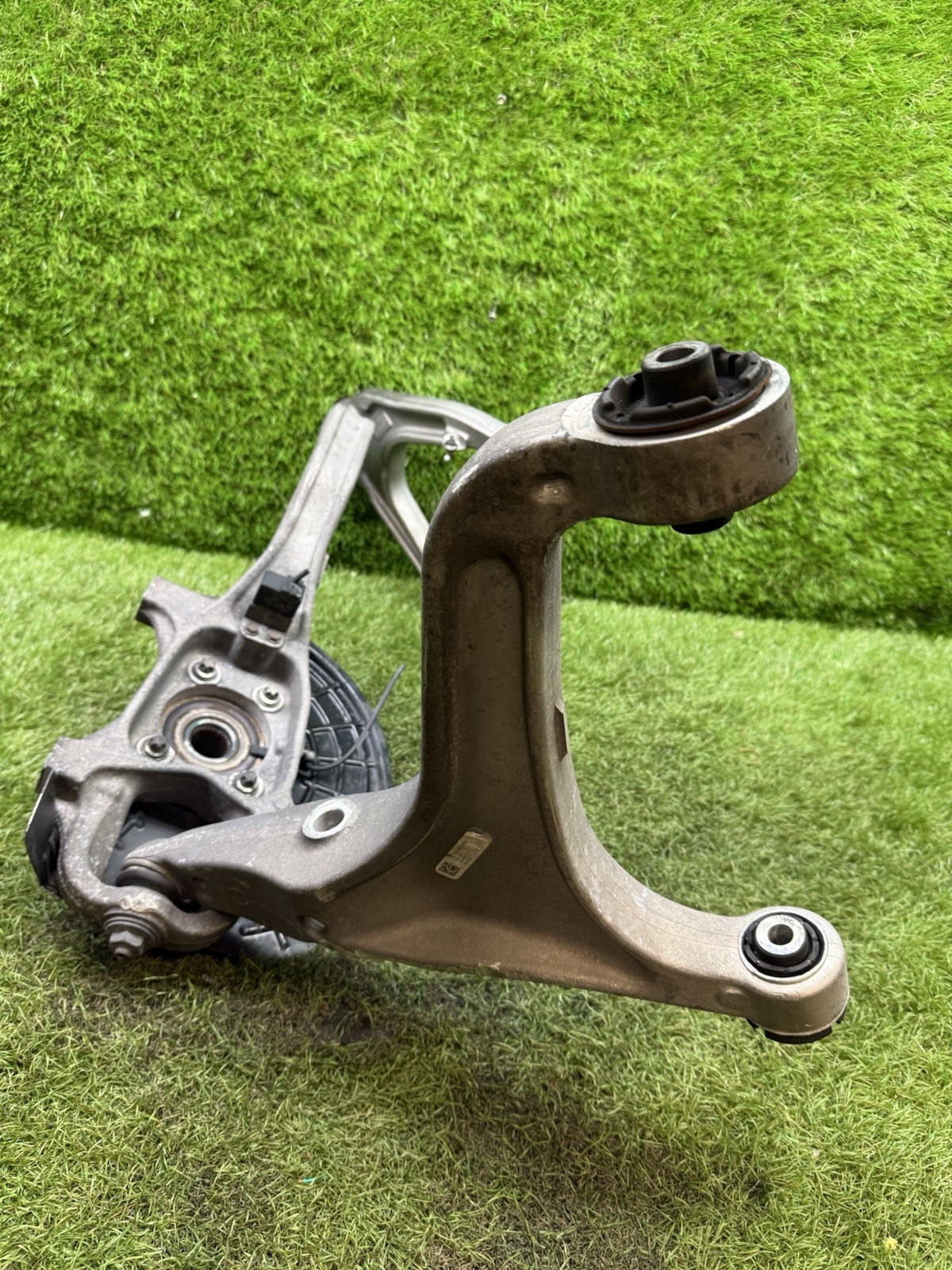 14-17 MASERATI QUATTROPORTE Q4 FRONT RIGHT SIDE SPINDLE KNUCKLE HUB CONTROL ARM