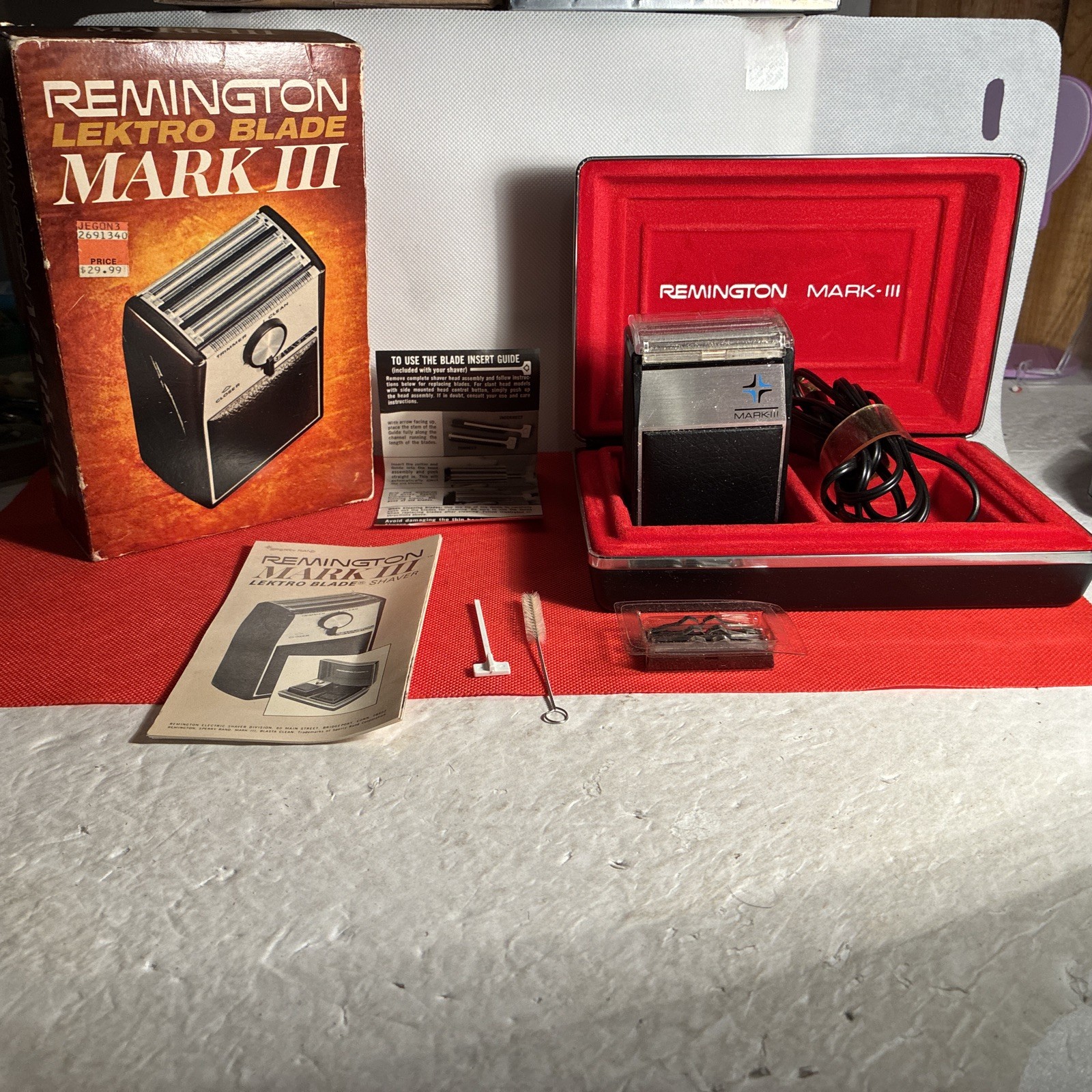 Remington Mark III Vintage Electric Razor Shaver Trimmer. Ex