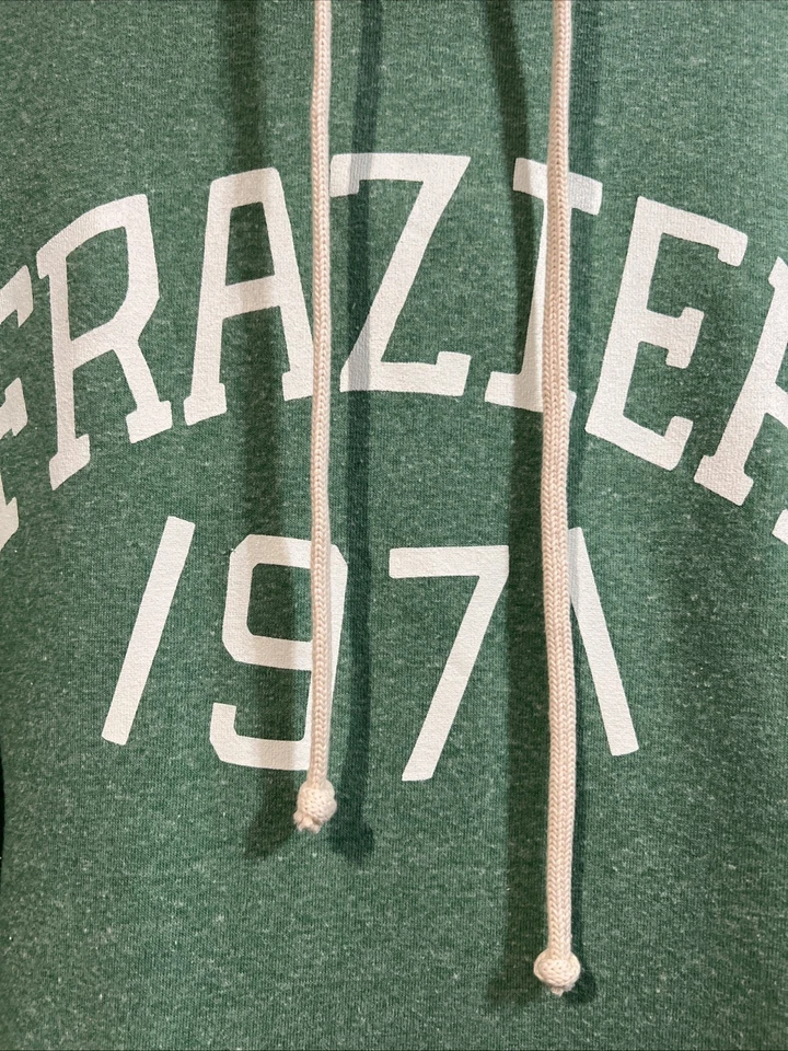 Roots Of Fight Smokin Joe Frazier Madison Square Garden Hoodie L Boxing 1971  - Image 3 of 4