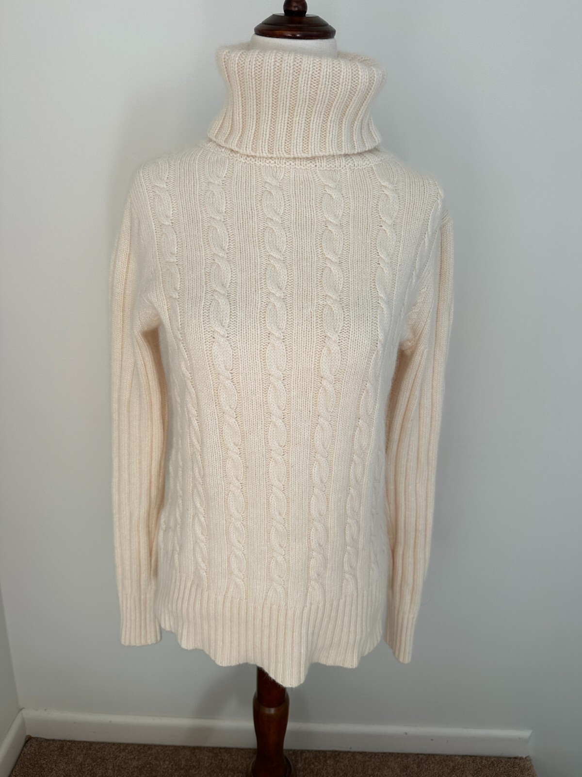 J. Crew wool/angora blend women sweater cable knit white size S turtle neck 