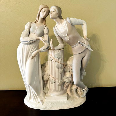 Very Large Lladro Romeo and Juliet Romeo y Julieta Statue Figurine Matte Finish