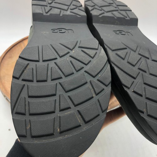 ugg kinzey weather boot