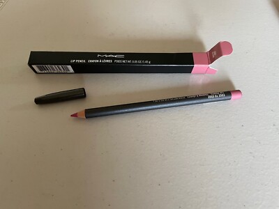 MAC LIP PENCIL  EDGE TO EDGE  1.45 G/ .05 OZ ITALY FRESH