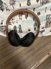 beats studio 3 wireless headphones Pre owned