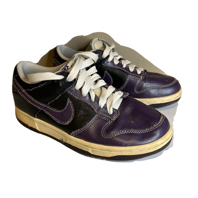 nike dunk low purple black