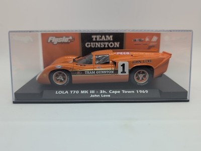 FLYSLOT Slot Car Limited Edition - Lola T70 MKIIIB 3H. CAPE TOWN 1969 John Love