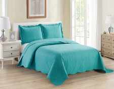 Home Collection 3pc King/Cal King Over Size Luxury Embossed Bedspread Set Light