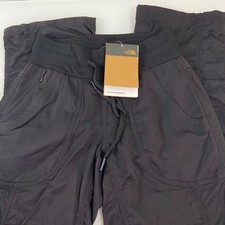 The North Face Womens XL Short Black Aphrodite 2.0 Recycled Materials Pants NEW