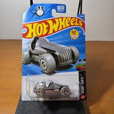 2026 Hot Wheels Monopoly 90 Years Pass 'N Go #5 Drop Tops 1/5