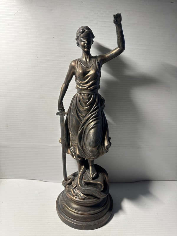 Goddess Of Justice Statue Table Decor Resin Lady Justice Statue 17” Overall H.