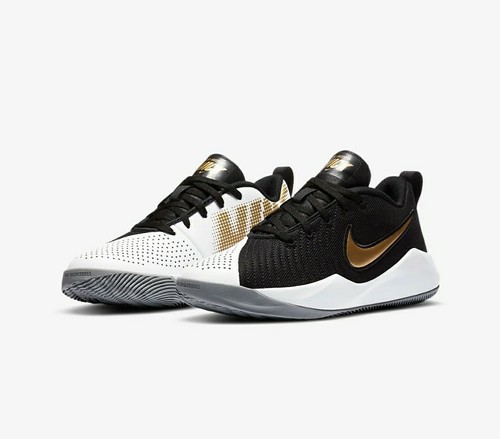 NIKE Team Hustle Quick 2 Boys Trainers 