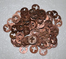 2. LOT OF 100 LINCOLN CENTS WITH RELIGIOUS CROSS CUT-OUTS IN THE COIN THICK 