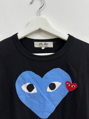 COMME DES GARCONS CDG PLAY BLACK HEART WITH BLUE EYES Size S